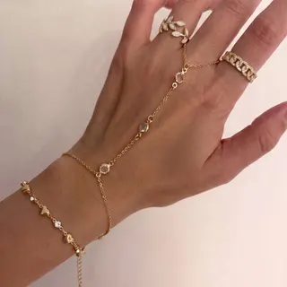 Gold Heart Charm Bracelet with Crystal Beads, Alloy 18K Gold Plated Delicate Chain, Adjustable 17+5cm, Women's Sweet Jewelry