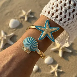 Ocean Starfish & Scallop Shell Cuff Bracelet, White Rhinestone Gold-Plated Alloy Open Bangle, Boho Beach Vacation Jewelry for Women