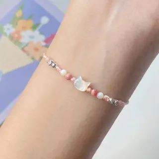 White Cat Charm Beaded Bracelet - Candy Color Resin & Alloy Adjustable Elastic String Bracelet, Cute Kawaii Girl Jewelry 14-26cm