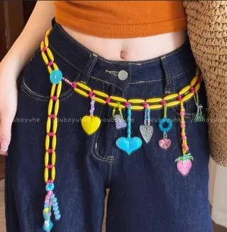 Y2K Beaded Waist Chain for Women - Colorful Heart & Strawberry Pendant Alloy Belly Chain with Tassel, 85cm Denim Belt Accessory