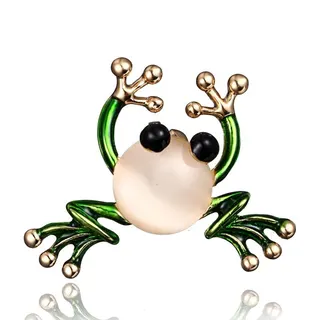 Cute Frog Enamel Brooch, Cartoon Animal Pin with Gold-Plated Alloy, Playful Lapel Badge for Women, 3.3x3.8cm