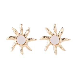 Vintage Sunflower Earrings Irregular Radiant Studs 18K Gold Plated Alloy with White Mother-of-Pearl Inlay French Chic Pair 4cm