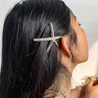 Silver Starfish Hair Clip - Rhinestone Five-Point Star Side Clip, Alloy Luxury Hair Accessory for Women, Beach Vacation & Daily Styling, 6x6cm