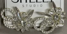 Luxury Vintage Flower Earrings - Alloy Rhinestone & Pearl Studs, Bridal Party Statement Earrings, Champagne Gold