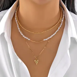 3-Piece Pearl & Heart Pendant Necklace Set, Gold-Plated Alloy with CCB Pearls, Layered Choker Chain 35+5cm, Elegant French Style for Women, Gift Ready