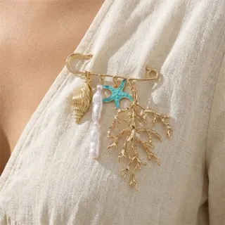 Ocean Vacation Brooch for Women - Seashell Starfish Coral & Baroque Pearl Pin, 18K Gold Plated Alloy, Boho Retro Lapel Brooch for Blouse & Bag
