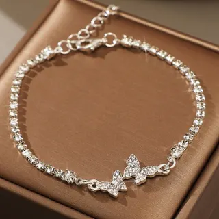 Butterfly Charm Bracelet for Women, Full Paved Rhinestone, Silver/White Gold Plated Alloy, Adjustable Extender Chain, Elegant Gift Jewelry