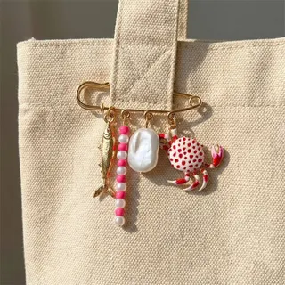 Cute Seafood Brooch Pin - Crab, Fish & Pearl Dangle Brooch for Bags & Hats, Gold-Plated Alloy, Beach Vacation Accessory