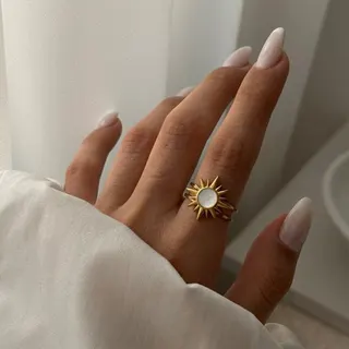 Vintage Sunburst Ring for Women - Stainless Steel 18K Gold Plated, Mother of Pearl Center, Adjustable Open Band, Boho French Style Jewelry