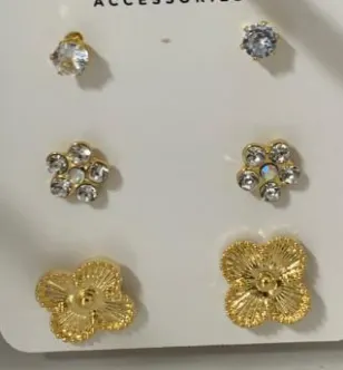 Luxury French Vintage Flower Earrings - 18K Gold Plated Alloy with Micro-set Zirconia Rhinestones, Sweet Five-Petal & Four-Petal Gold Stud Earrings for Daily Commute & Wedding