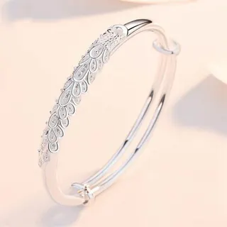 Peacock Feather Bangle Bracelet for Women, Adjustable Sliding Clasp, Rhinestone Inlaid Silver Plated Copper, Elegant Open Cuff, 5.5cm Gift