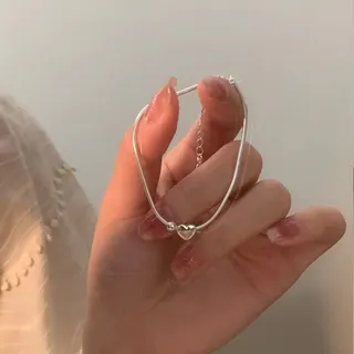 Minimalist Heart Charm Bracelet for Women, Silver Alloy Fine Chain with Adjustable Extender, Delicate Gift Jewelry