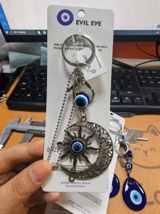 Bohemian Evil Eye Keychain, Turkish Blue Eye Sun & Moon Cutout Pendant, Demon Eye Lucky Charm Key Ring, Alloy + Resin, Blue, Bag & Car Key Holder