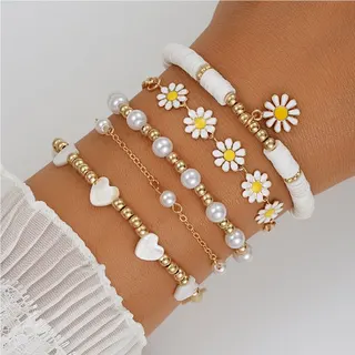 Daisy Charm Bracelet Set - 18K Gold Plated Alloy with Pearl & Shell Heart Beads, French Girly Stackable Bracelets for Women, Summer Boho Jewelry Gift Set