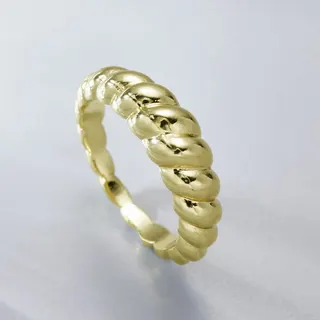 Gold Twist Rope Ring for Women - 18K Gold Plated Alloy Banded Ring, Vintage Polished Stackable Finger Ring Size 7