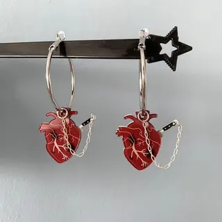 Halloween Gothic Earrings - Anatomical Heart with Dagger & Chain Dangle Hoop Earrings, Punk Y2K Statement Earrings in Alloy & Acrylic, Dark Aesthetic Cosplay Jewelry (Pair)