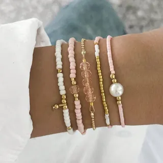 Pink Crystal Pearl Beaded Bracelet Set of 5, 18K Gold Plated Alloy, 18cm Sweet Layered Beaded Bracelets for Women Girls, Gift Pack