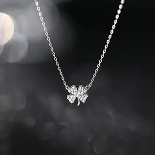Lucky Clover Necklace for Women, White Gold Plated Alloy Pendant with Micro-Pavé Cubic Zirconia, Adjustable 45+5cm Delicate Chain, Elegant Lucky Charm Gift