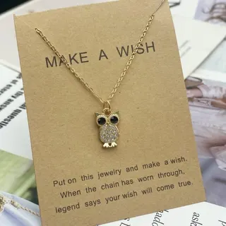 Gold Cross Necklace for Women, Minimalist Alloy Pendant with 40+5cm Adjustable Chain, Kraft Card Gift Packaging, Elegant Everyday Jewelry