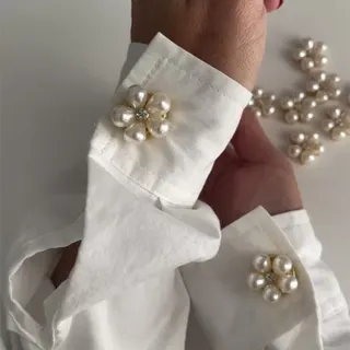 French Vintage Pearl Flower Cufflinks Shirt Button - 18K Gold Plated Alloy with 5 Teardrop Faux Pearls & Center Zircon, Elegant White Shirt Cuff Decorative Brooch, 2.2cm
