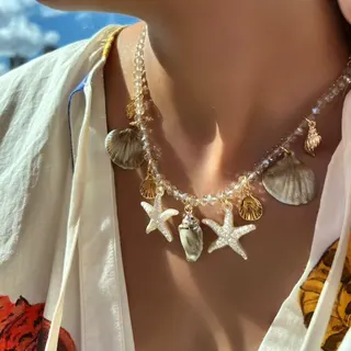 Boho Beach Shell Starfish Pendant Necklace, 18K Gold Plated Alloy with Rhinestone Starfish & Crystal Bead Chain, 40+5cm Adjustable Summer Vacation Jewelry