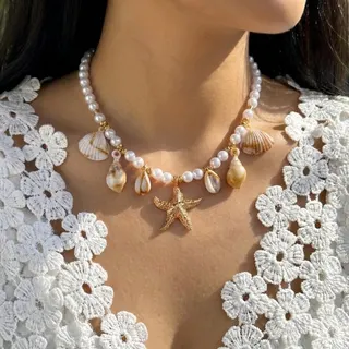 Boho Ocean Starfish Shell Pearl Necklace - Gold Alloy Seashell Choker for Beach Vacation, 40+5cm Adjustable
