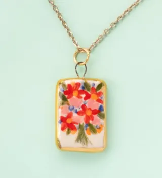 Vintage Floral Print Necklace for Women, Rectangular Enamel Pendant, Stainless Steel 18K Gold Plated Hypoallergenic Clavicle Chain, 45+5cm Adjustable, Gift for Her