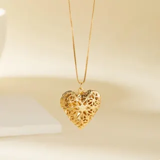 Gold Heart Photo Locket Necklace, Engraved Openable Pendant with Photo Slot, 18K Gold Plated Copper, Adjustable 40+5cm Chain, Valentine's Day Gift for Her