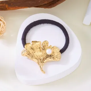 Silver Ginkgo Leaf Hair Tie, Alloy Electroplated Hair Scrunchie, French Vintage Elegant Leaf Hair Accessory for Women, Non-Slip Stretchy Ponytail Holder