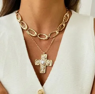 Gold Alloy Cross Pearl Necklace Set - Oval Link Choker + Geometric Cross Pendant Layered Chain, Y2K Vintage Statement Jewelry for Women