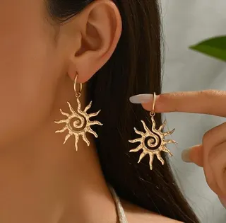 Sunburst Spiral Sun Earrings for Women, Vintage Boho Silver Alloy Dangle Earrings, Textured Radiant Sun Design, Statement Jewelry Gift