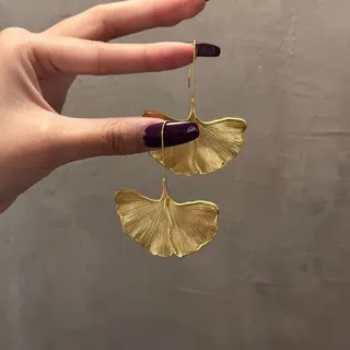 Ginkgo Leaf Earrings Gold Alloy Vintage Textured Oversized 6x6cm Statement Dangle Earrings Autumn Boho Jewelry Pair