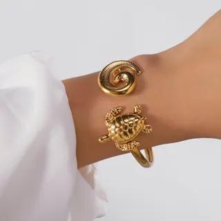 Ocean Series Stainless Steel Bangle, Gold Sea Turtle & Spiral Open Cuff Bracelet, Lightweight Hypoallergenic 18K Gold Plated Jewelry for Women, 6cm