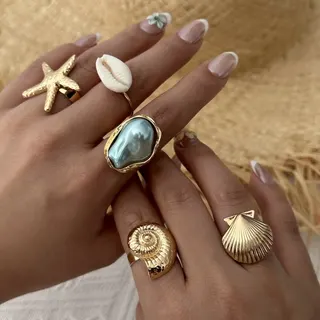 Ocean Shell Starfish Ring Set 5pcs - Gold Plated Alloy & Pearl, Boho Beach Jewelry, French Vintage Sea Life Rings for Summer Vacation & Photoshoot