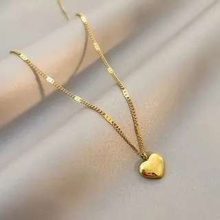 Gold Love Heart Necklace for Women, Stainless Steel 18K Gold Plated Pendant Choker Chain, 40+5cm Adjustable Clavicle Chain, Hypoallergenic Tarnish-Free Gift Jewelry