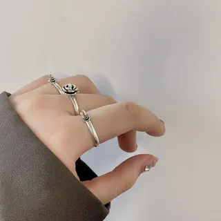 Self-Defense Spike Ring Open Adjustable Rose Flower Ring, Alloy Silver Plated, Vintage Statement Finger Ring for Women