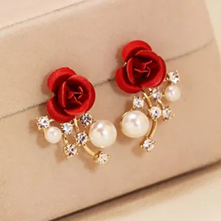 Red Rose Flower Dangle Earrings for Women, Luxury Rhinestone & Imitation Pearl Drop Earrings, 18K Gold Plated Alloy, French Vintage Romantic Stud Earrings, Pair