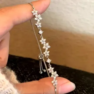 Luxury Rhinestone Cherry Blossom Adjustable Bracelet, 18K Gold Plated Alloy, Stretchable 16-26cm, Elegant Sparkling Women's Jewelry Gift
