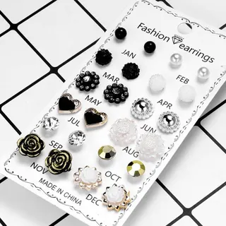 12 Pairs Black & White Heart Flower Pearl Stud Earrings Set, 12-Month Birthday Gift Card Pack, Alloy Rhinestone Enamel, Elegant Retro Jewelry